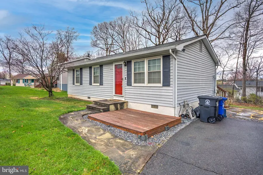 614 York Ln Se, Leesburg, VA 20175 - #2