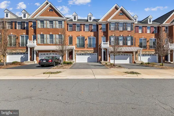 42818 Edgegrove Heights Ter, ASHBURN, VA 20148