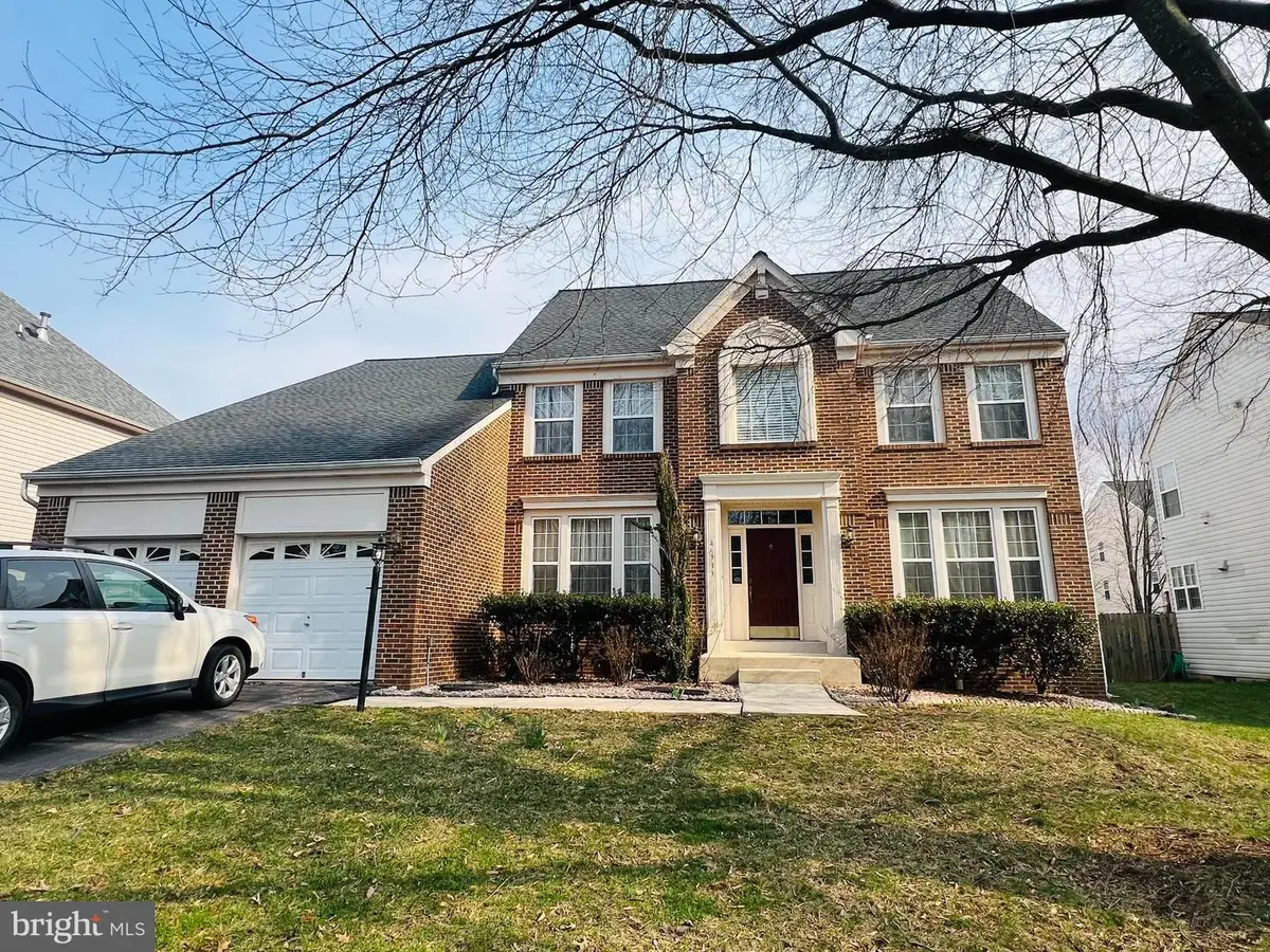 46733 Hollow Mountain Pl, Sterling, VA 20164 - #1