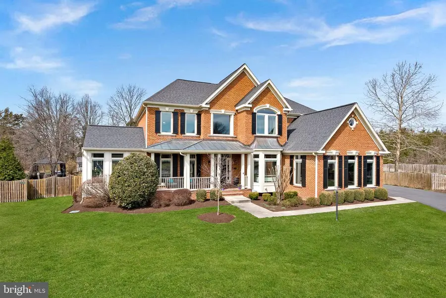 22043 Water Run Ct, Ashburn, VA 20148 - #2
