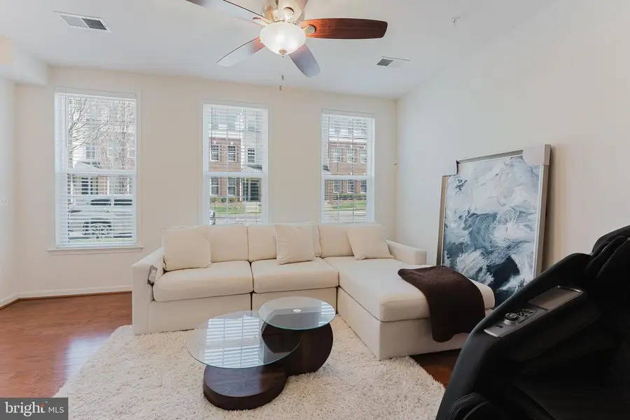 19451 Promenade Dr, Leesburg, VA 20176 - #3