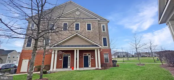 42554 Wildly Ter, ASHBURN, VA 20148