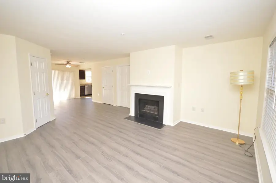 625 Constellation Sq Se #a, Leesburg, VA 20175 - #2