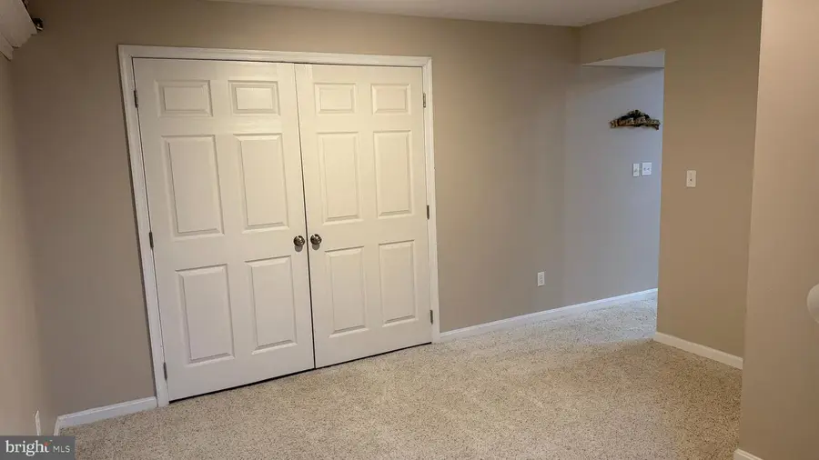 912 Towering Oak Ct, Purcellville, VA 20132 - #3