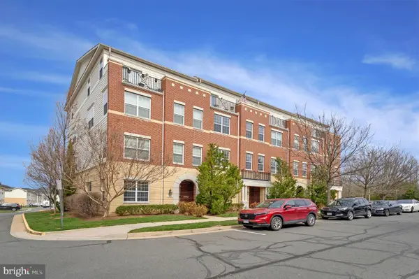 43662 Mcdowell Sq, LEESBURG, VA 20176