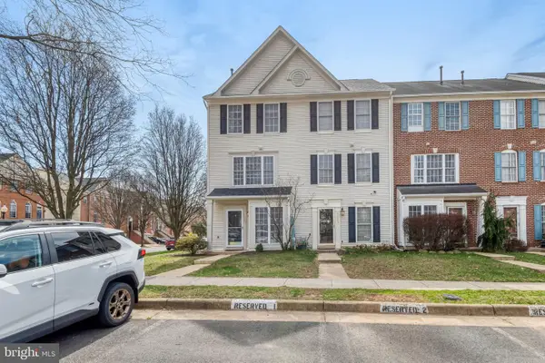 42847 Pilgrim Sq, CHANTILLY, VA 20152