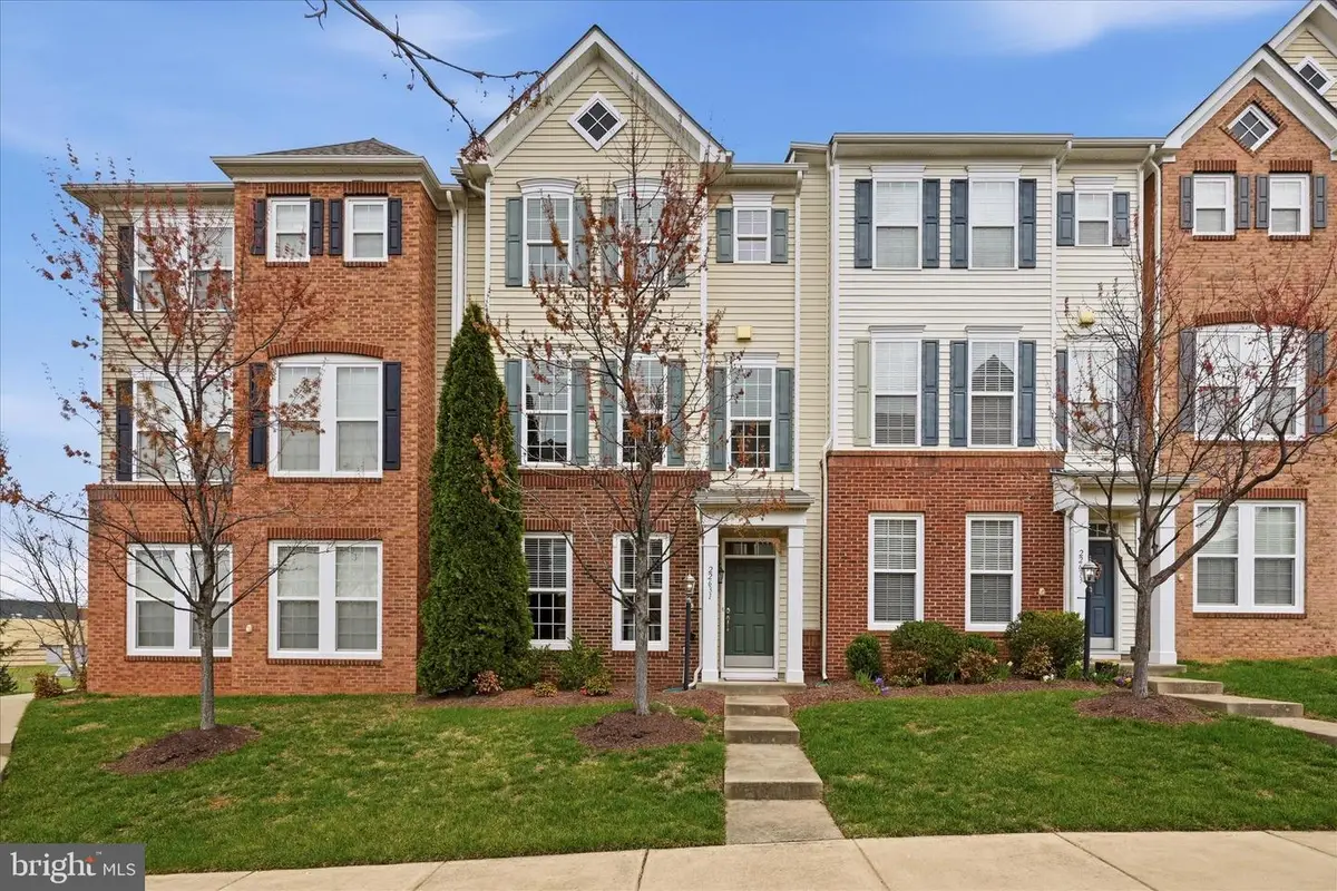 22631 Hawkbill Square, Brambleton, VA 20148 - #1