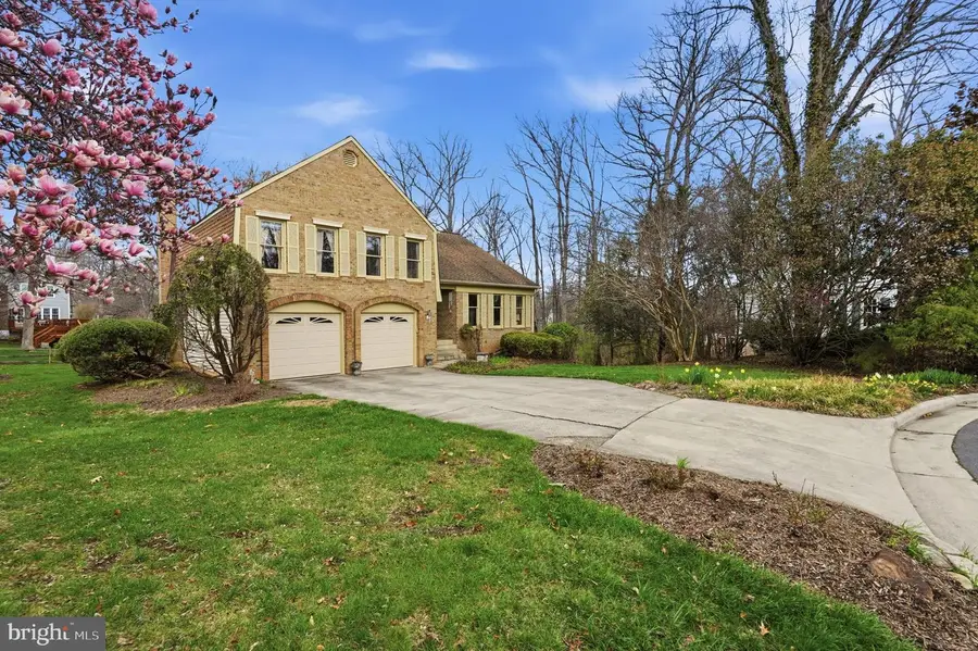 7 Wickham Ct, Sterling, VA 20165 - #2