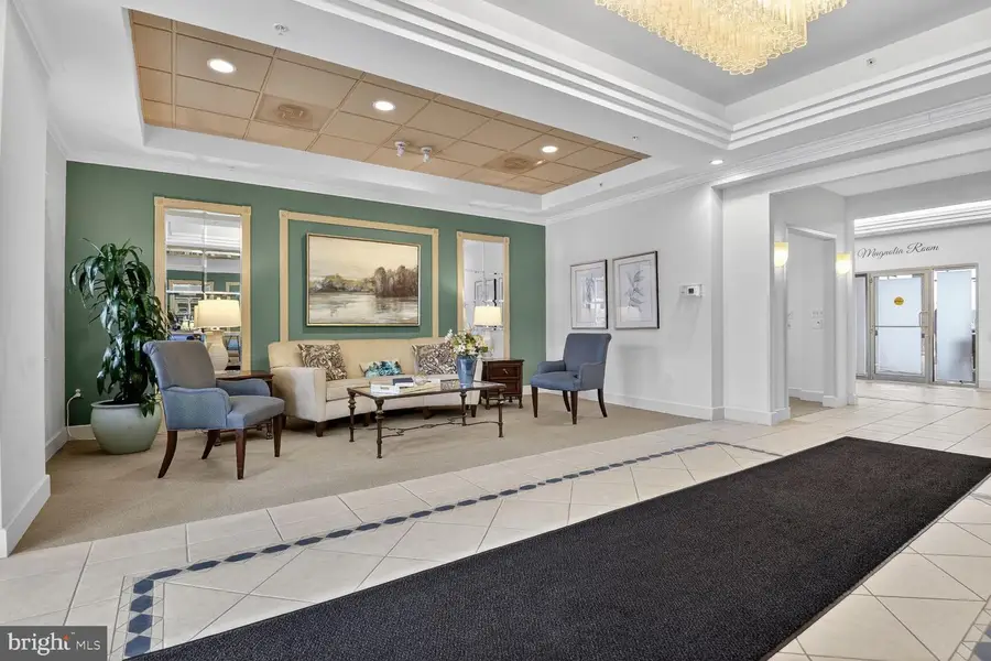 19360 Magnolia Grove Sq #108, Leesburg, VA 20176 - #2