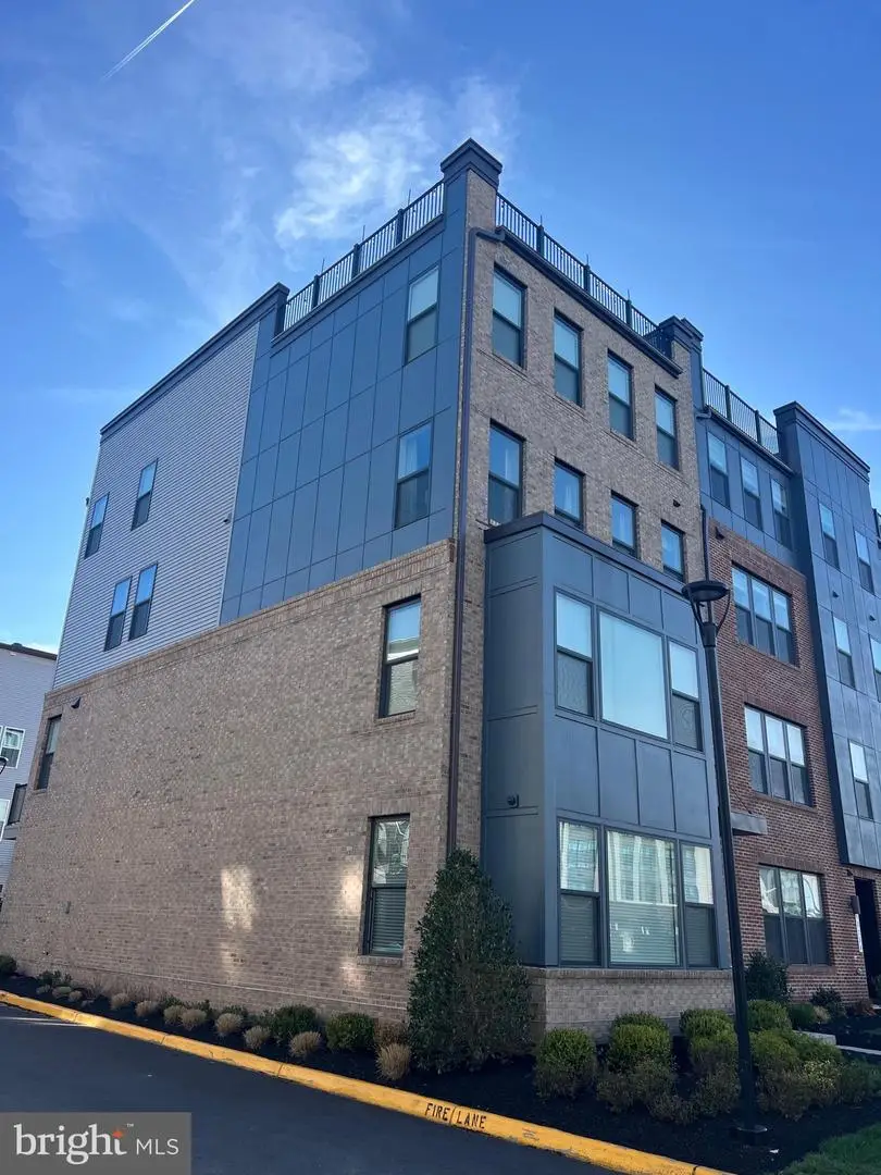 43756 Transit Sq, Ashburn, VA 20147 - #2