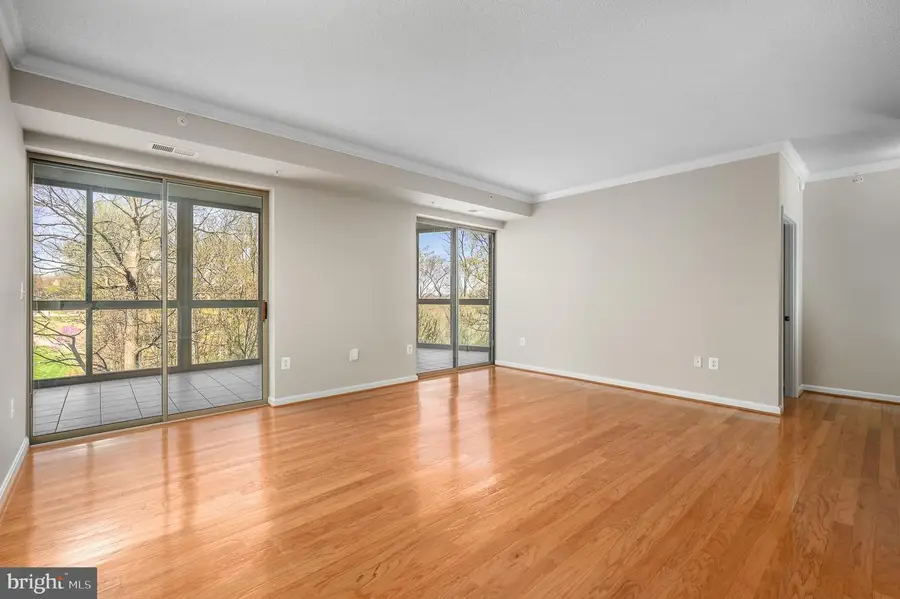 19355 Cypress Ridge Ter #219, Leesburg, VA 20176 - #3