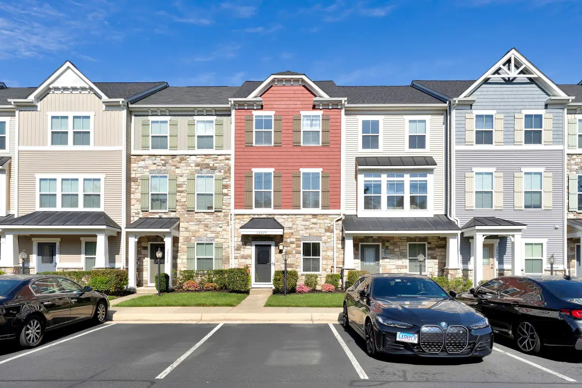 24977 Coats Sq, Aldie, VA 20105 - #1