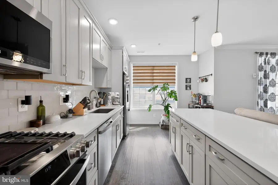 23255 Milltown Knoll Sq #104, Ashburn, VA 20148 - #3