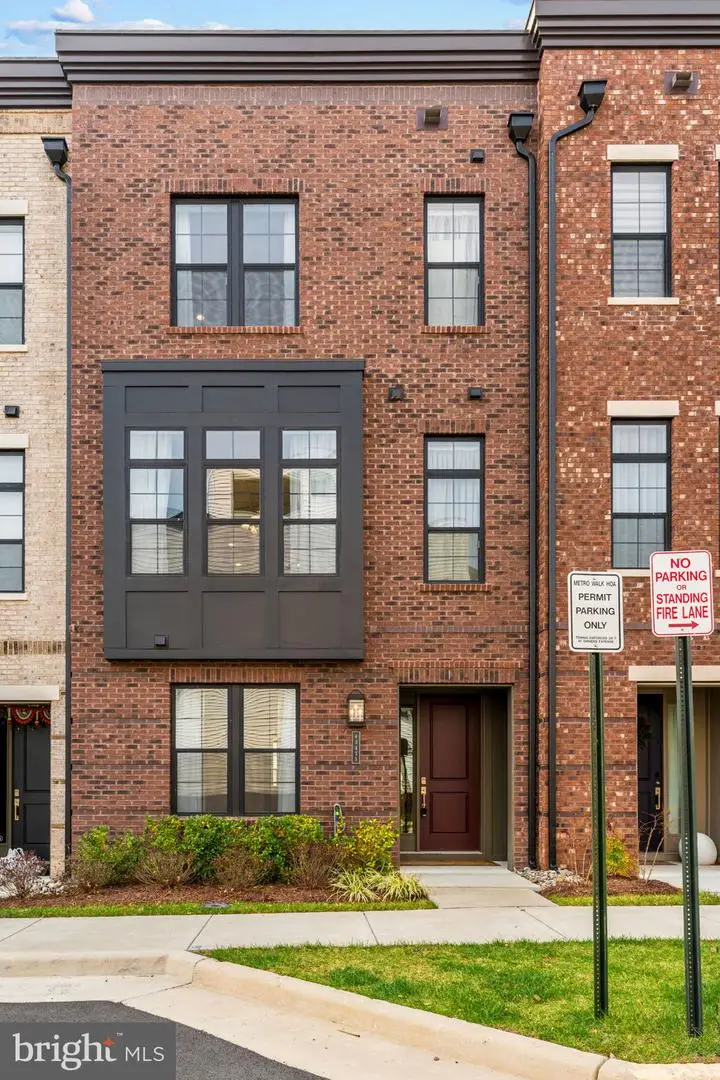 43433 Wilcox Ter, Ashburn, VA 20148 - #1