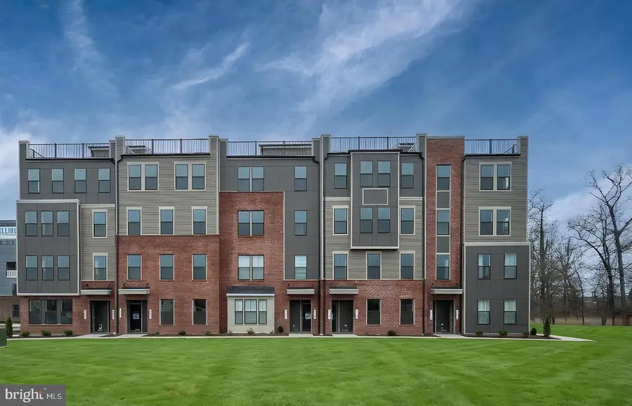 44580 Strabane Ter, Ashburn, VA 20147 - #2