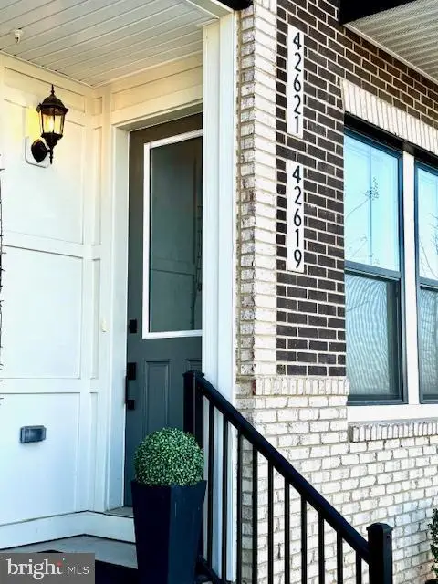 42619 Nubbins Ter, Ashburn, VA 20147 - #2