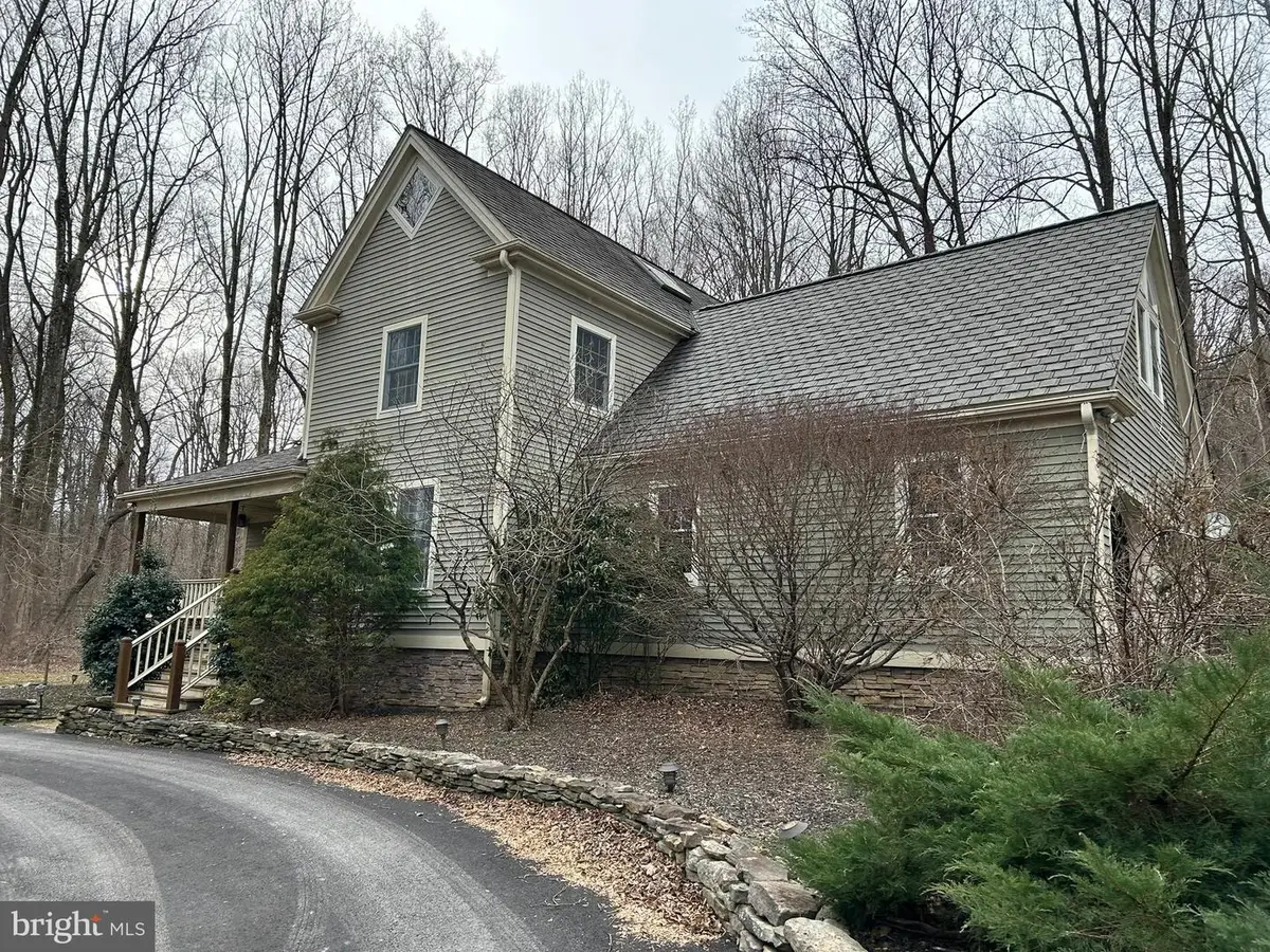 38074 Stevens Rd, Lovettsville, VA 20180 - #1