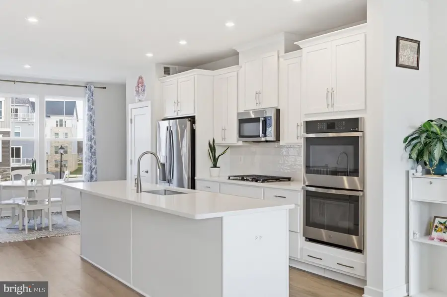 24173 Thurso Sq, Sterling, VA 20166 - #2