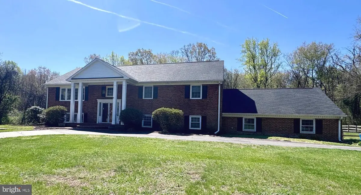 40719 Woodside Pl, Leesburg, VA 20175 - #1