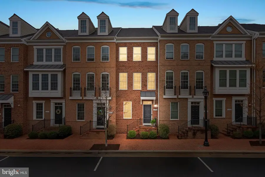 274 High Rail Ter Se, Leesburg, VA 20175 - #2