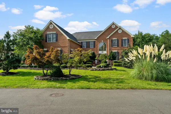 43705 Kenmore Ln, CHANTILLY, VA 20152