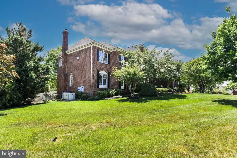 19854 Annenberg Dr, Ashburn, VA 20147 - #2