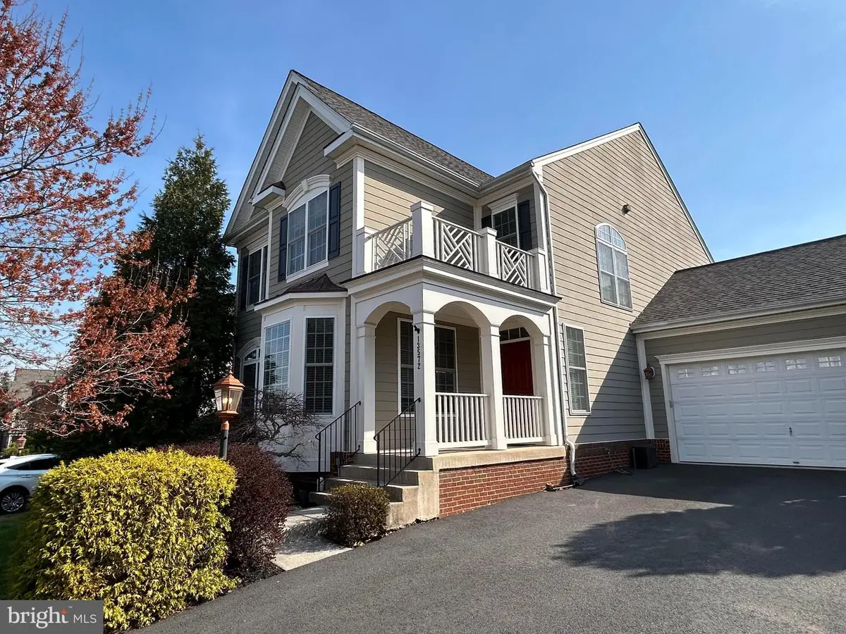 13572 Arcadian Dr, Leesburg, VA 20176 - #1