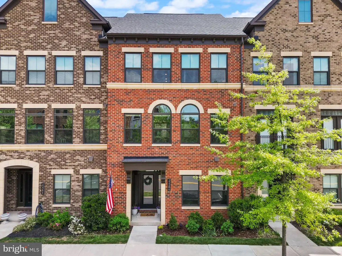 22286 Foundation Dr, Ashburn, VA 20148 - #1