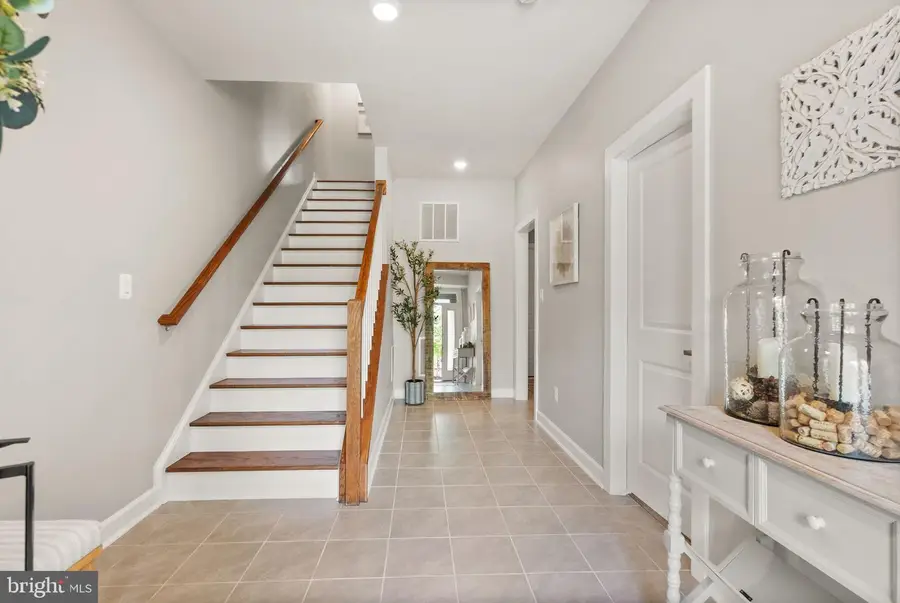 22286 Foundation Dr, Ashburn, VA 20148 - #2