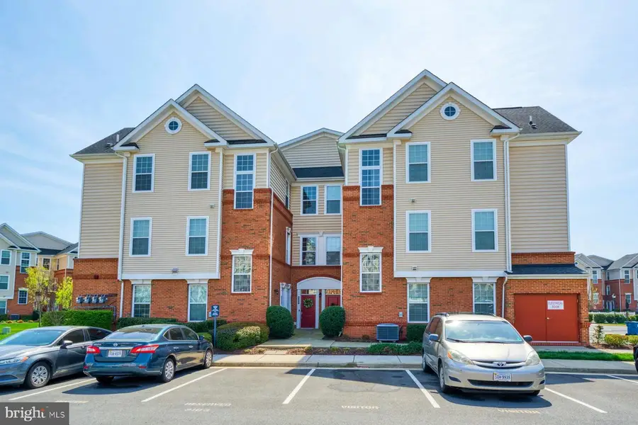 23290 Milltown Knoll Sq #103, Ashburn, VA 20148 - #3