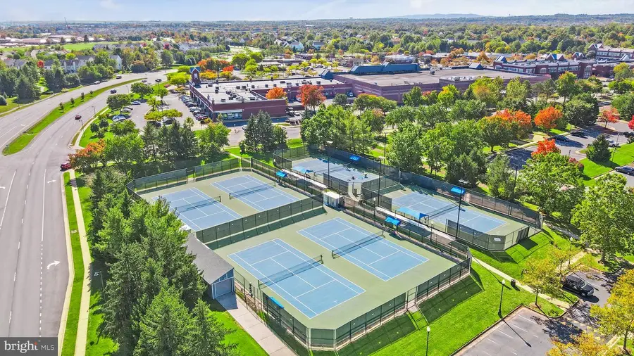 44082 Gala Cir, Ashburn, VA 20147 - #3