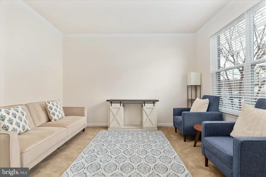 16771 Evening Star Dr, Round Hill, VA 20141 - #3