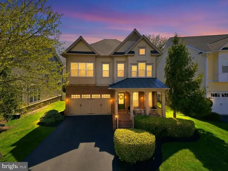 42787 Chatelain Cir, Brambleton, VA 20148 - #2