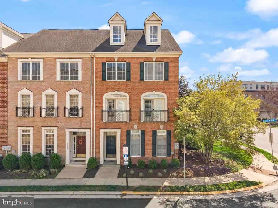 42465 Regal Wood Dr, Brambleton, VA 20148 - #2