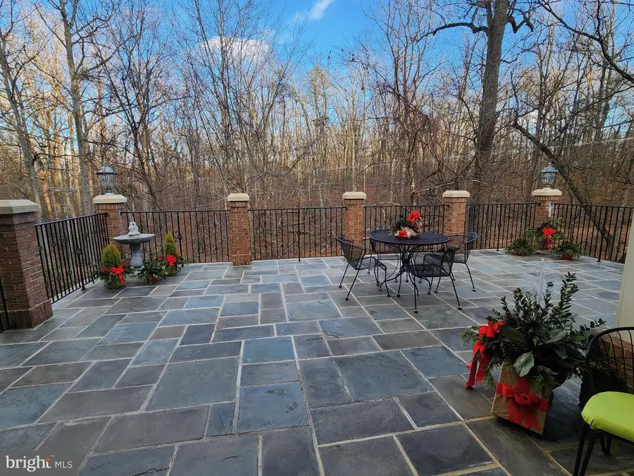 22030 Watson Rd, Leesburg, VA 20175 - #3