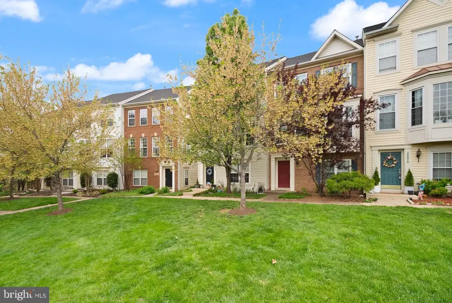 20980 Kittanning Ln, Ashburn, VA 20147 - #2