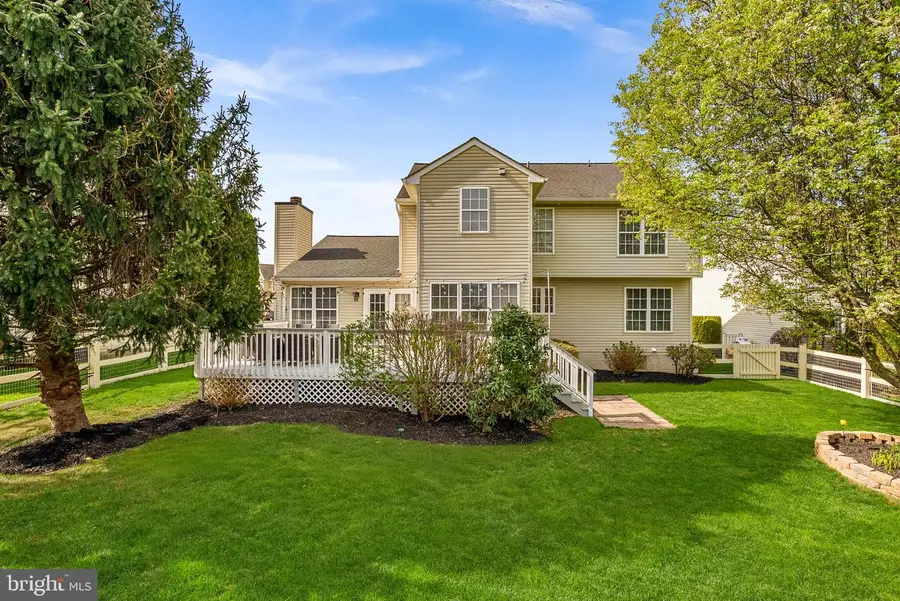 35786 Chapel Hill Ct, Round Hill, VA 20141 - #3