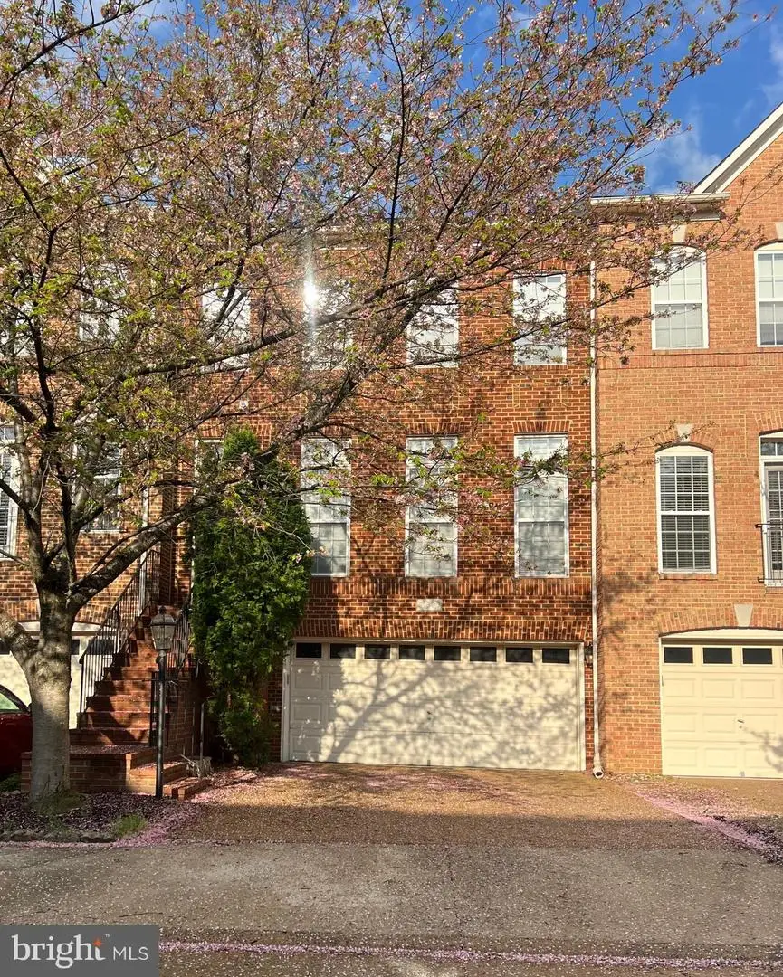 21893 Schenley Ter, Broadlands, VA 20148 - #2