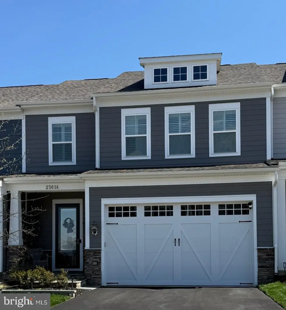 25614 Preston Park Ter, Chantilly, VA 20152 - #1