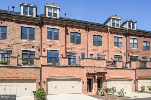 204 Railbender Aly Se, LEESBURG, VA 20175