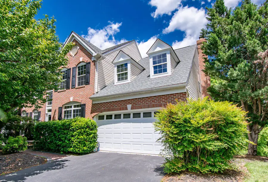 606 Patrice Dr Se, Leesburg, VA 20175 - #2