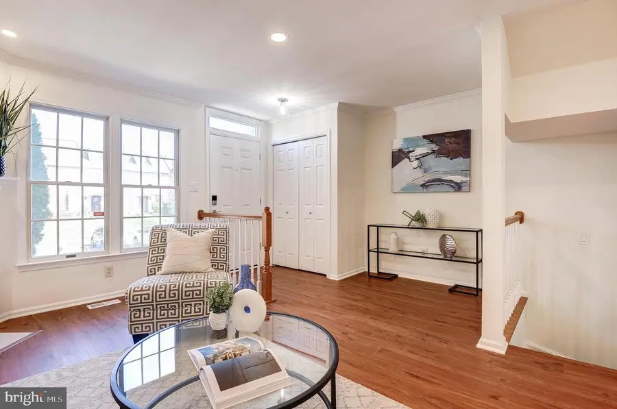 44030 Laceyville Ter, Ashburn, VA 20147 - #2