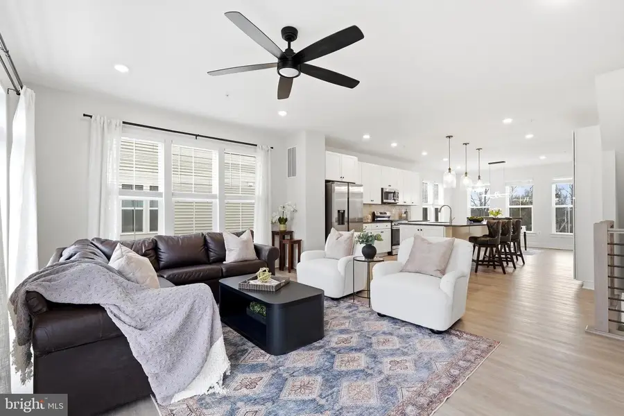 22801 Tawny Pine Sq, Brambleton, VA 20148 - #3