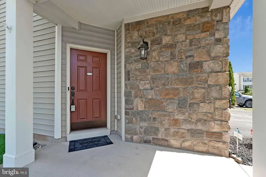 42468 Franklin Benjamin Ter, Broadlands, VA 20148 - #3