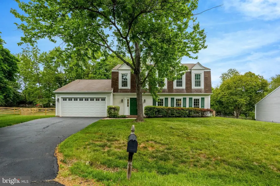6 West Ct, Sterling, VA 20165 - #3