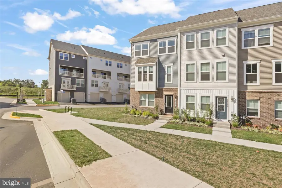 24190 Kilbride Ter, Sterling, VA 20166 - #2