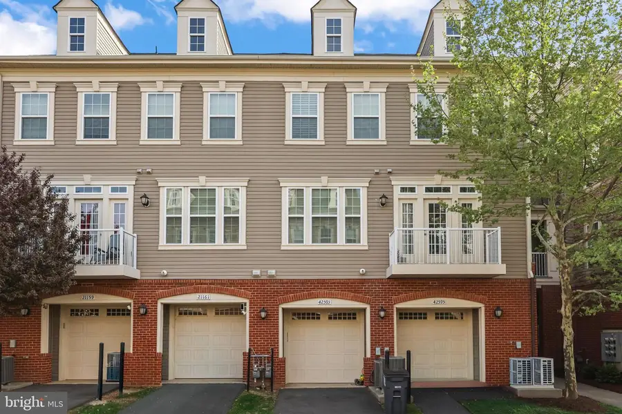 42593 Sunset Ridge Sq, Ashburn, VA 20148 - #3