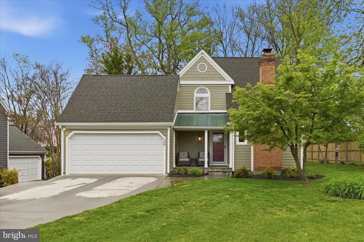 320 Loudoun St Sw, Leesburg, VA 20175 - #1