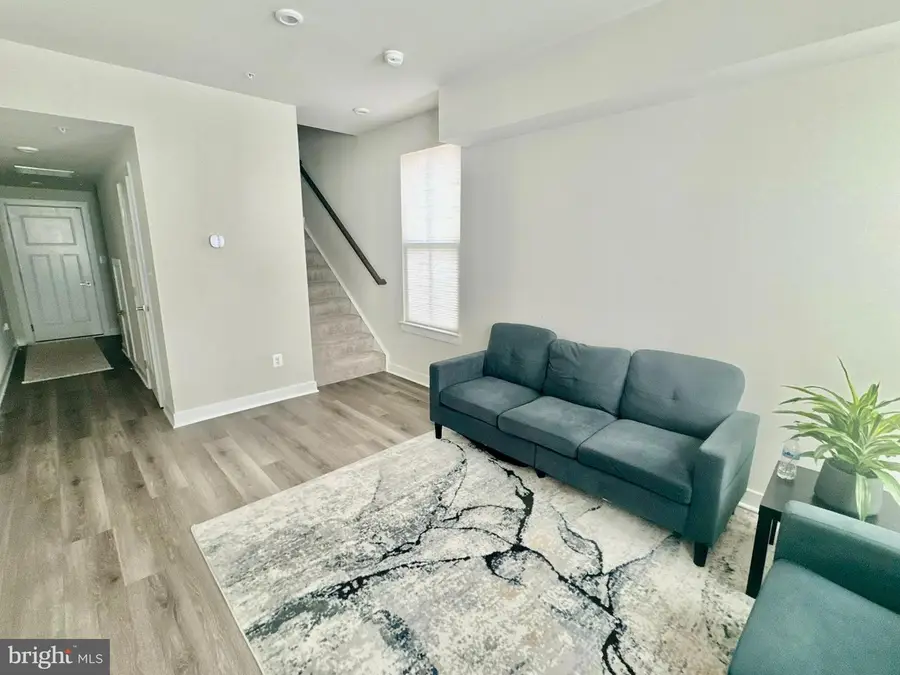 42548 Invergordon Ter, Sterling, VA 20166 - #3