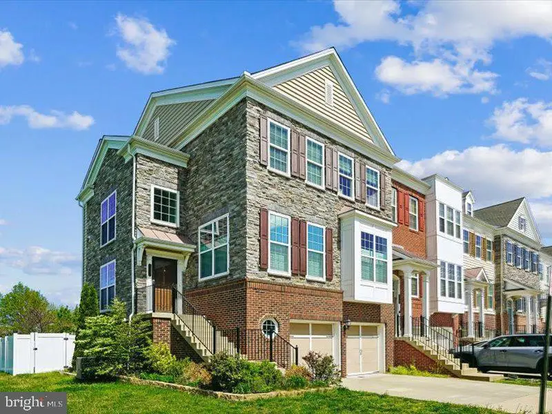 43542 White Cap Ter, Chantilly, VA 20152 - #1